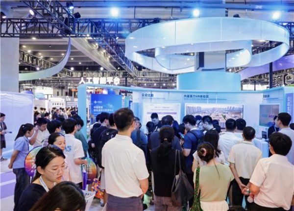 云启北疆 联通未来 以智能算力筑基产业未来